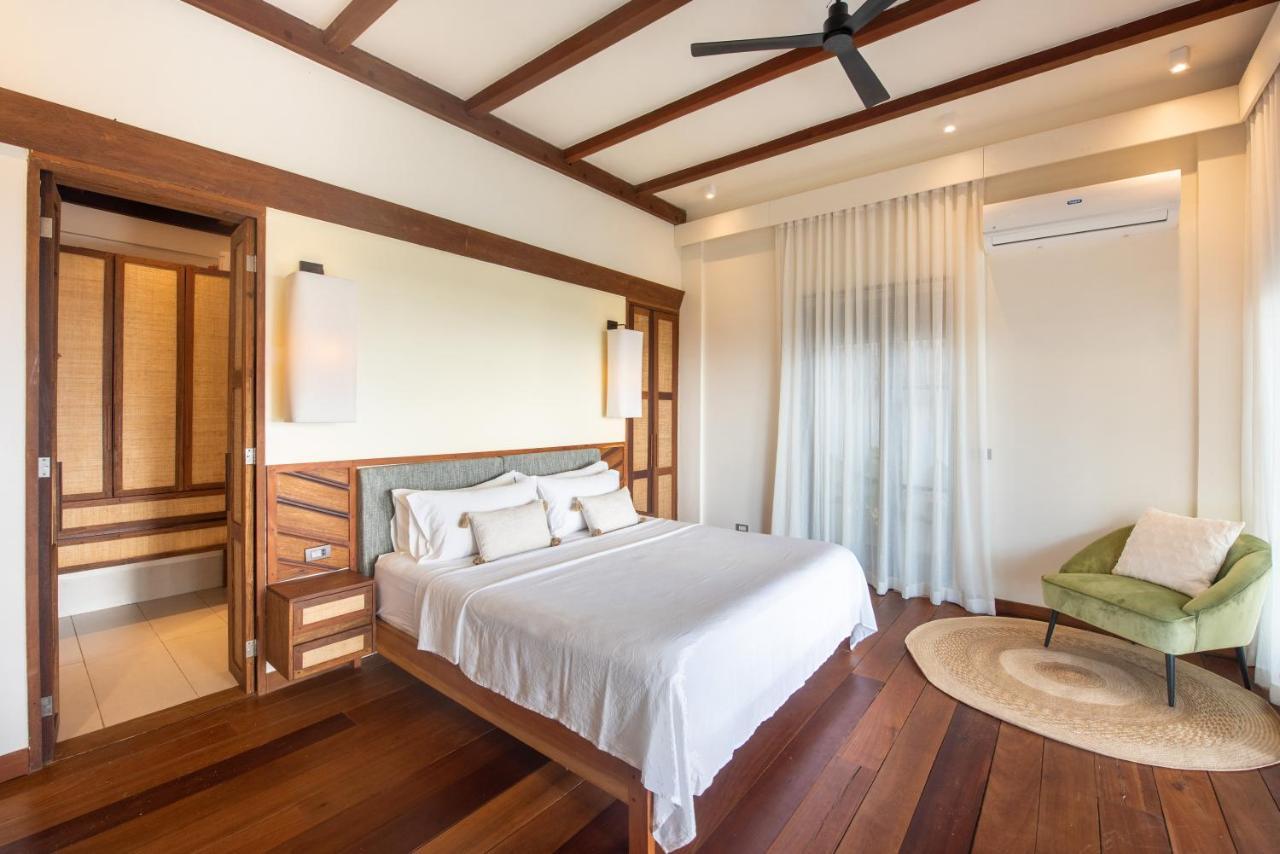 L'Osteria Luxe Beachfront B&B General Luna  Bagian luar foto